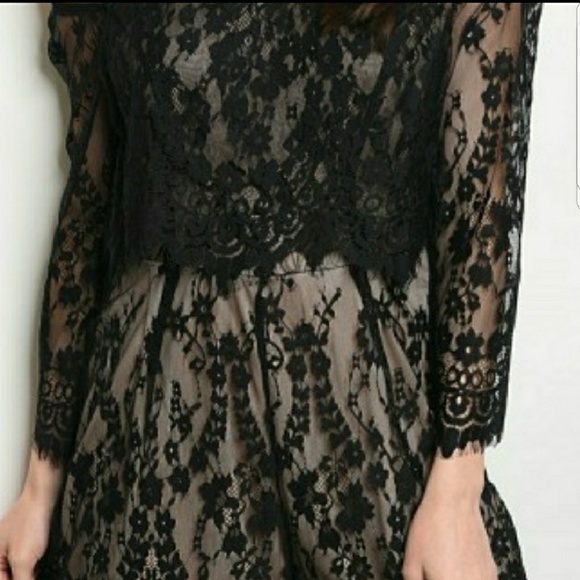 Lace black romper - Picture 3 of 3